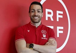 Guerra arbitral en España: el jefe del VAR presume de su corto mandato y su predecesor le responde con sorna