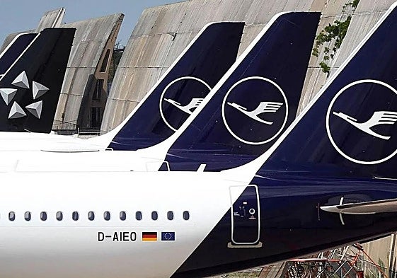 La compañía aérea alemana Lufthansa anuncia un recorte de 4.000 empleos en la administración
