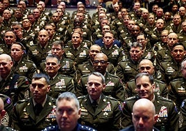 Estados Unidos convocó a todos sus generales repartidos por el mundo para una reunión este martes en la base de Quantico.