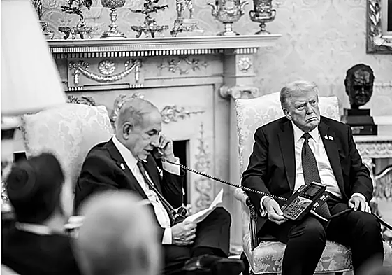 Netanyahu y Trump, durante la llamada a Catar desde el Despacho Oval.