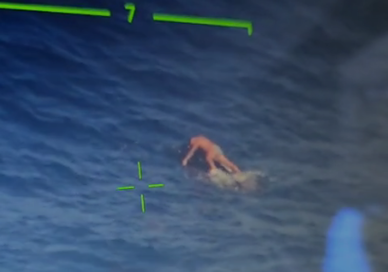 Rescatan a un joven desaparecido en moto acuática tras tres días en el mar en Gran Canaria