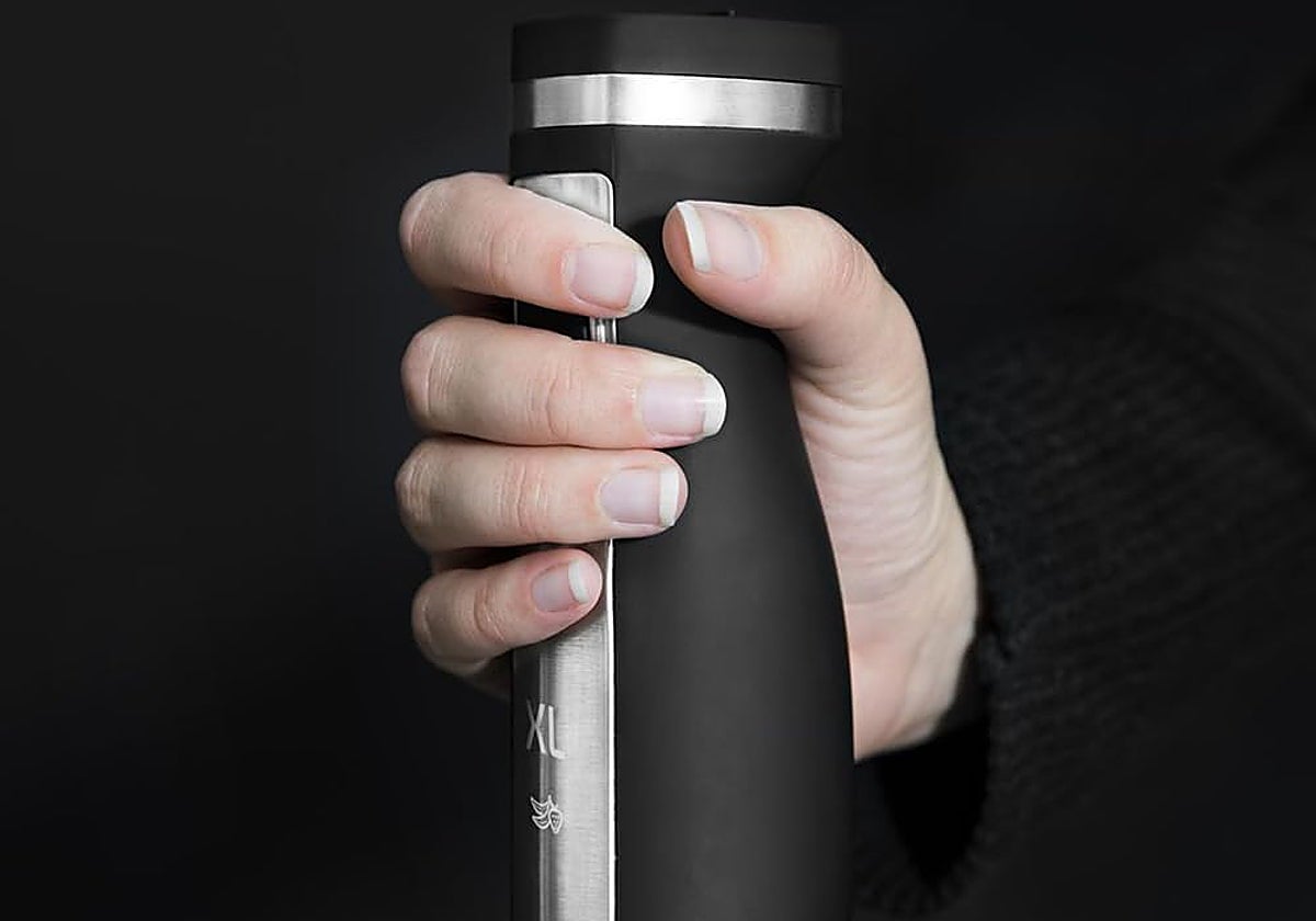 Pica, bate, tritura... Esta batidora de mano de Cecotec lo tiene todo y con una potencia increíble