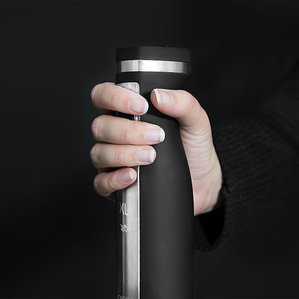 Pica, bate, tritura... Esta batidora de mano de Cecotec lo tiene todo y con una potencia increíble