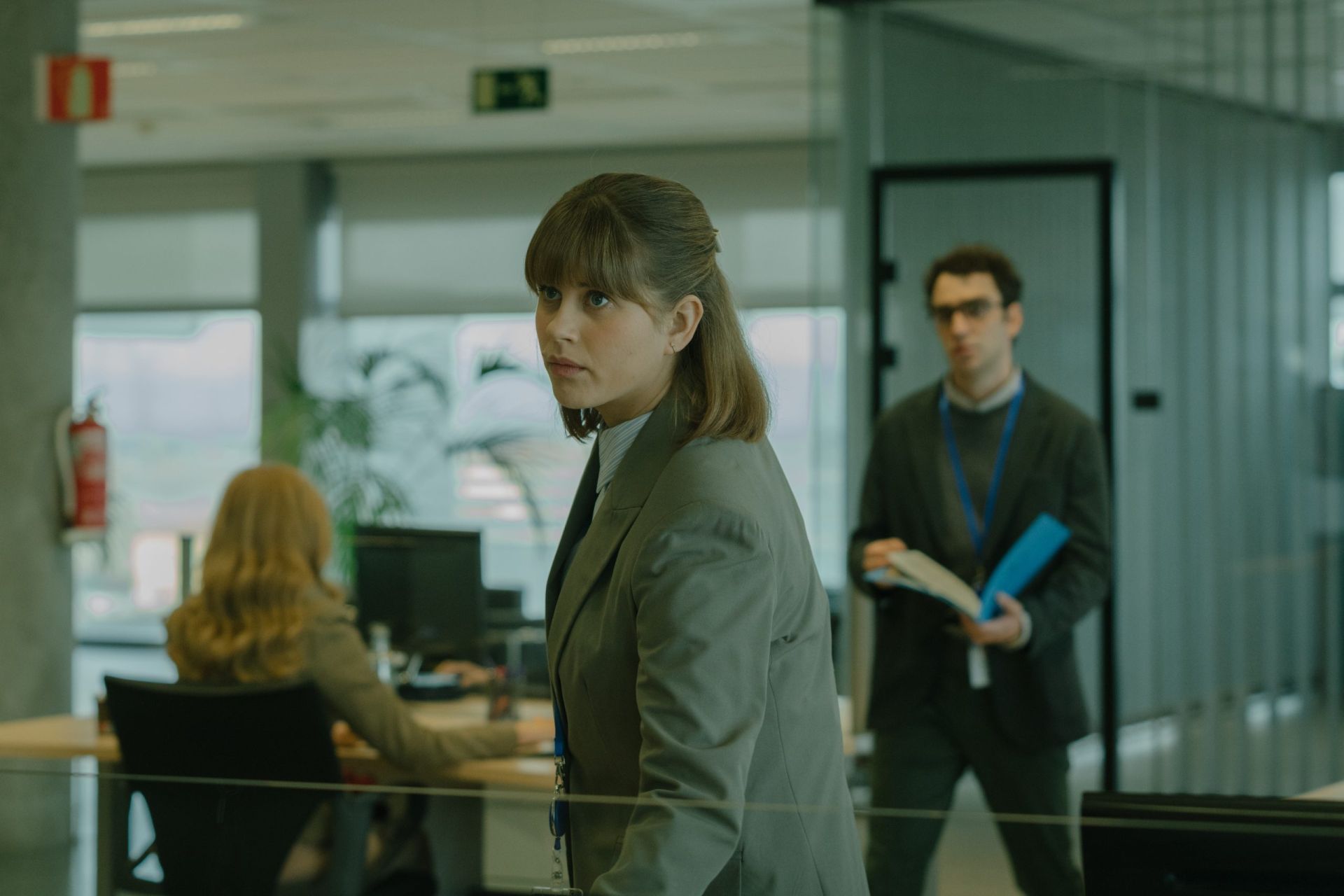 Imagen secundaria 1 - Arriba, Juan Diego Botto y Elena Martín, debajo Elizabeth Casanovas y Clara Segura.