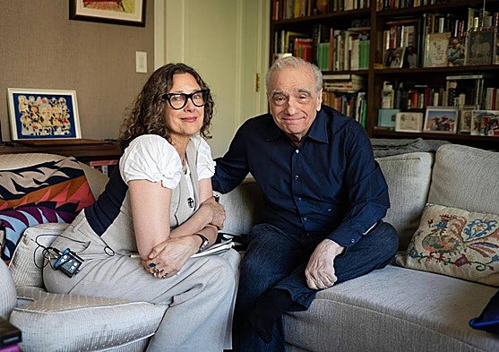 Martin Scorsese con Rebecca Miller, directora del documental de Apple +.