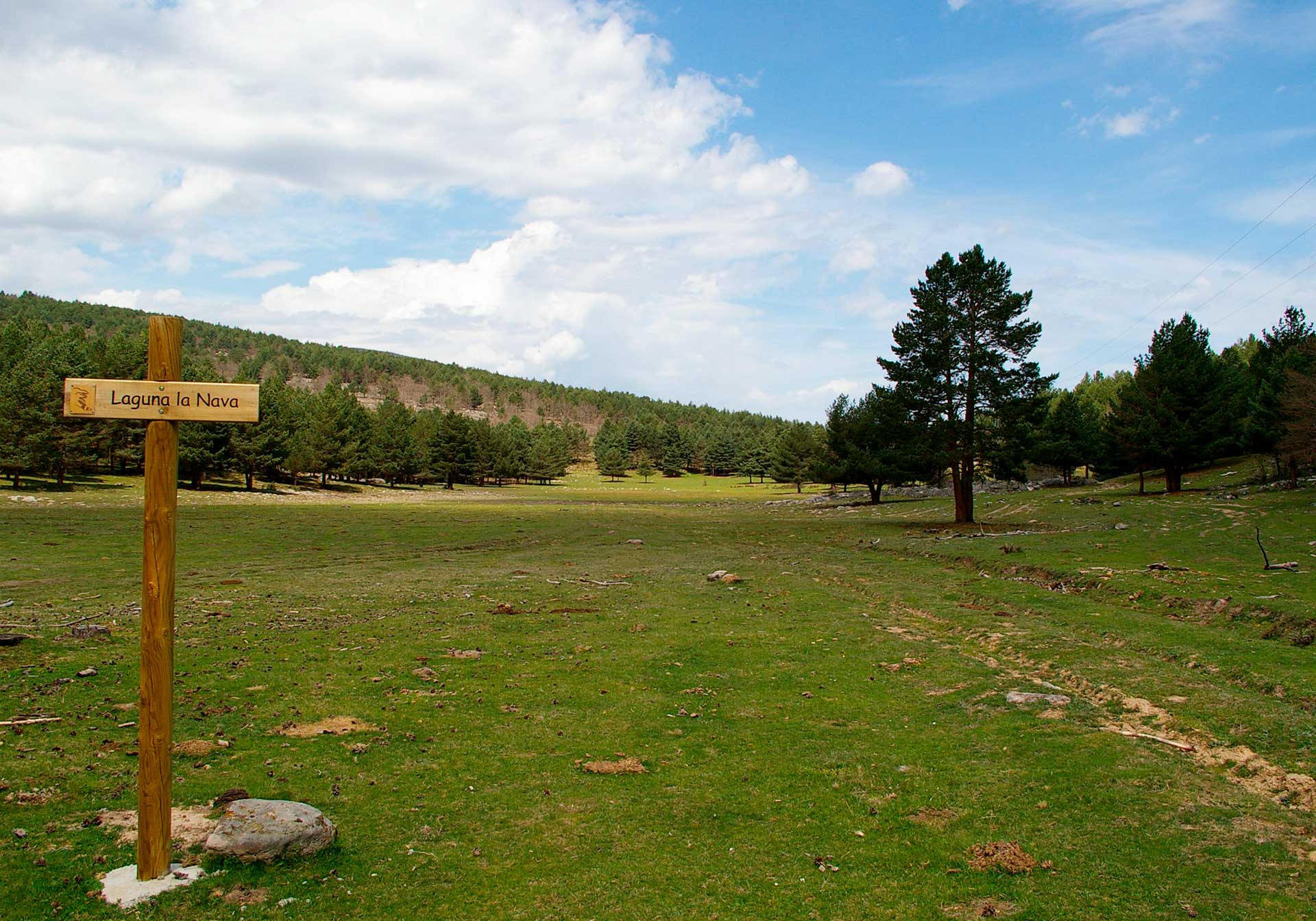 Laguna de la Nava, en el Parque de Sierra Cebollera.