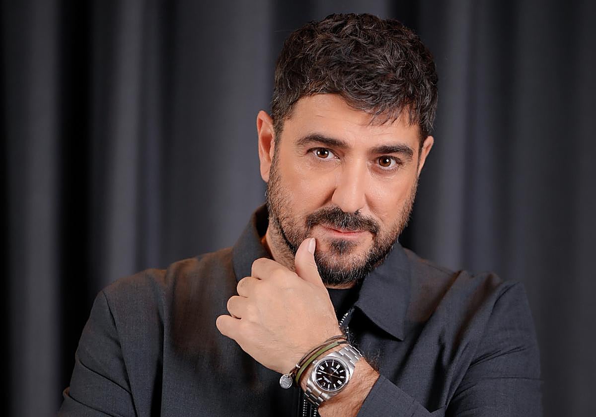 Antonio Orozco, in a promotional image.