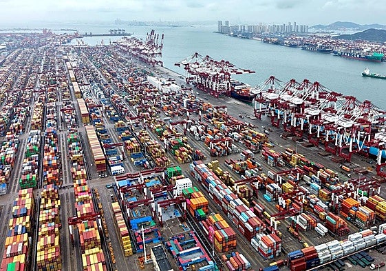 Puerto de Qingdao, en China.