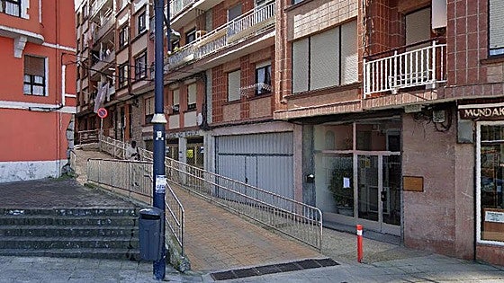 Muere un niño de cinco años en Bermeo al caer por un balcón