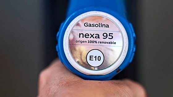 La gasolina renovable desafía la prohibición del motor de combustión en 2035
