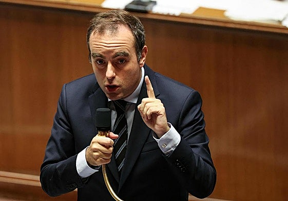 El primer ministro francés, Sébastien Lecornu, en una sesión de preguntas este miércoles en la Asamblea Nacional.