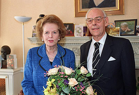 Un libro sobre Margaret Thatcher desvela que habría tenido dos relaciones durante su matrimonio