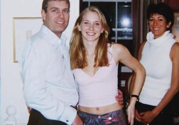 El aterrador testimonio de una víctima de Epstein: «El príncipe Andrés acarició mis pies y los lamió»