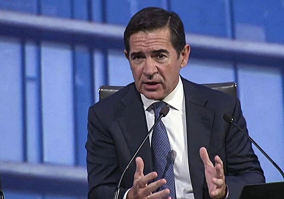 Carlos Torres, presidente del BBVA, durante la rueda de prensa de este viernes.