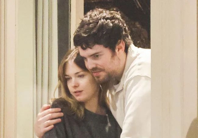 Alex Gruszynski, junto a Stella del Carmen Banderas.