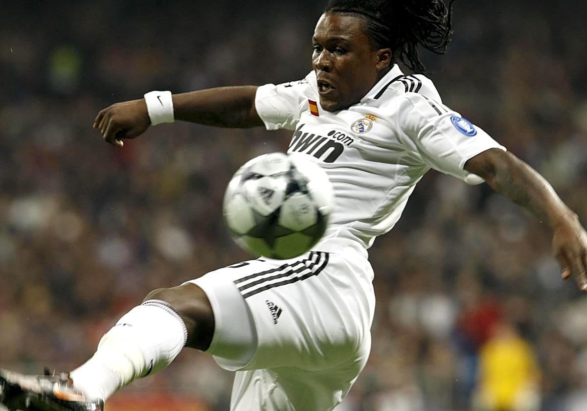 Royston Drenthe, a su paso por el Real Madrid.