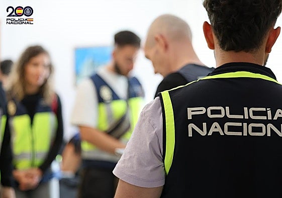 Agentes de la Policía Nacional.