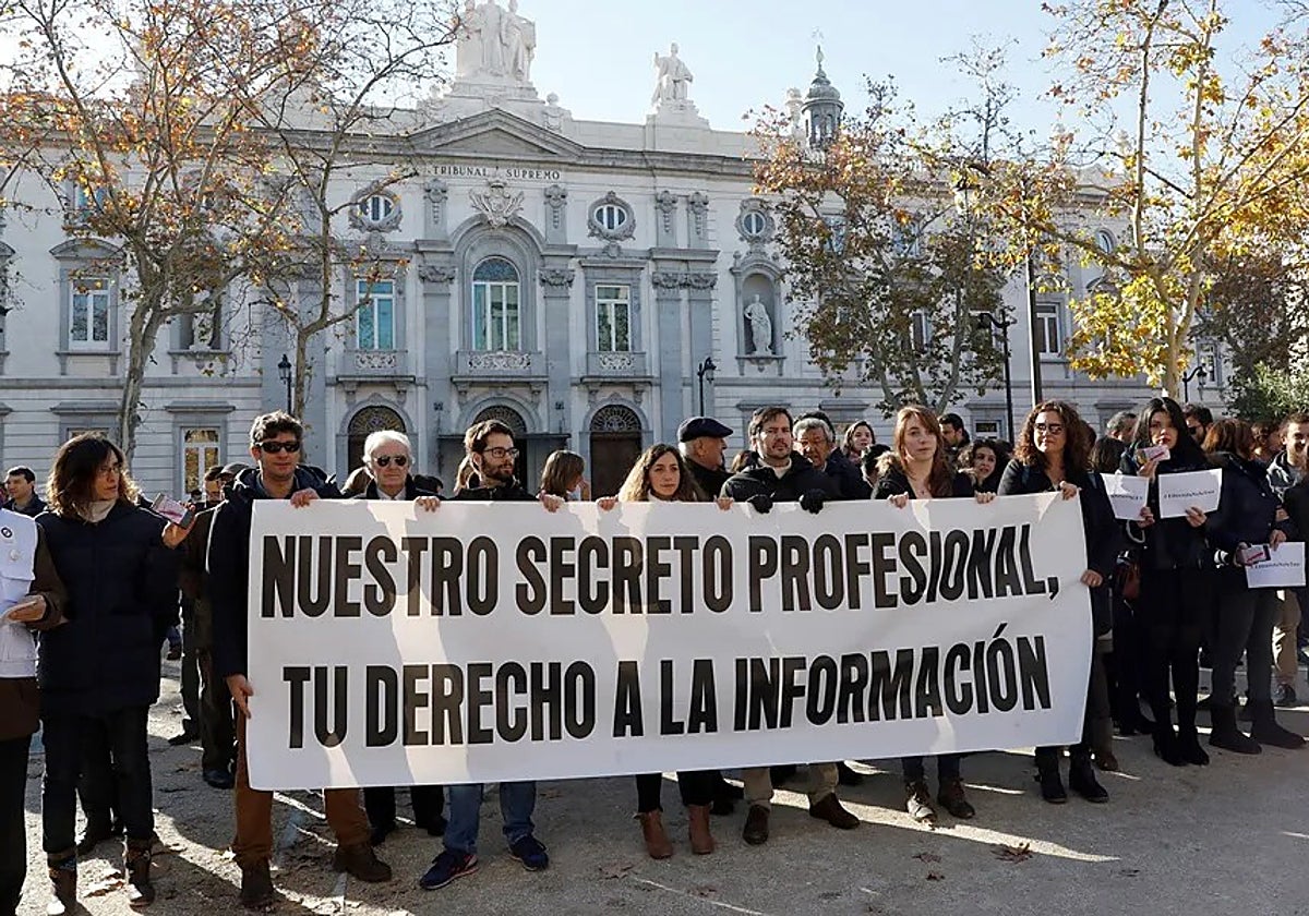 Concentración de periodistas frentes al Supremo