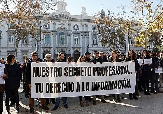 Concentración de periodistas frentes al Supremo