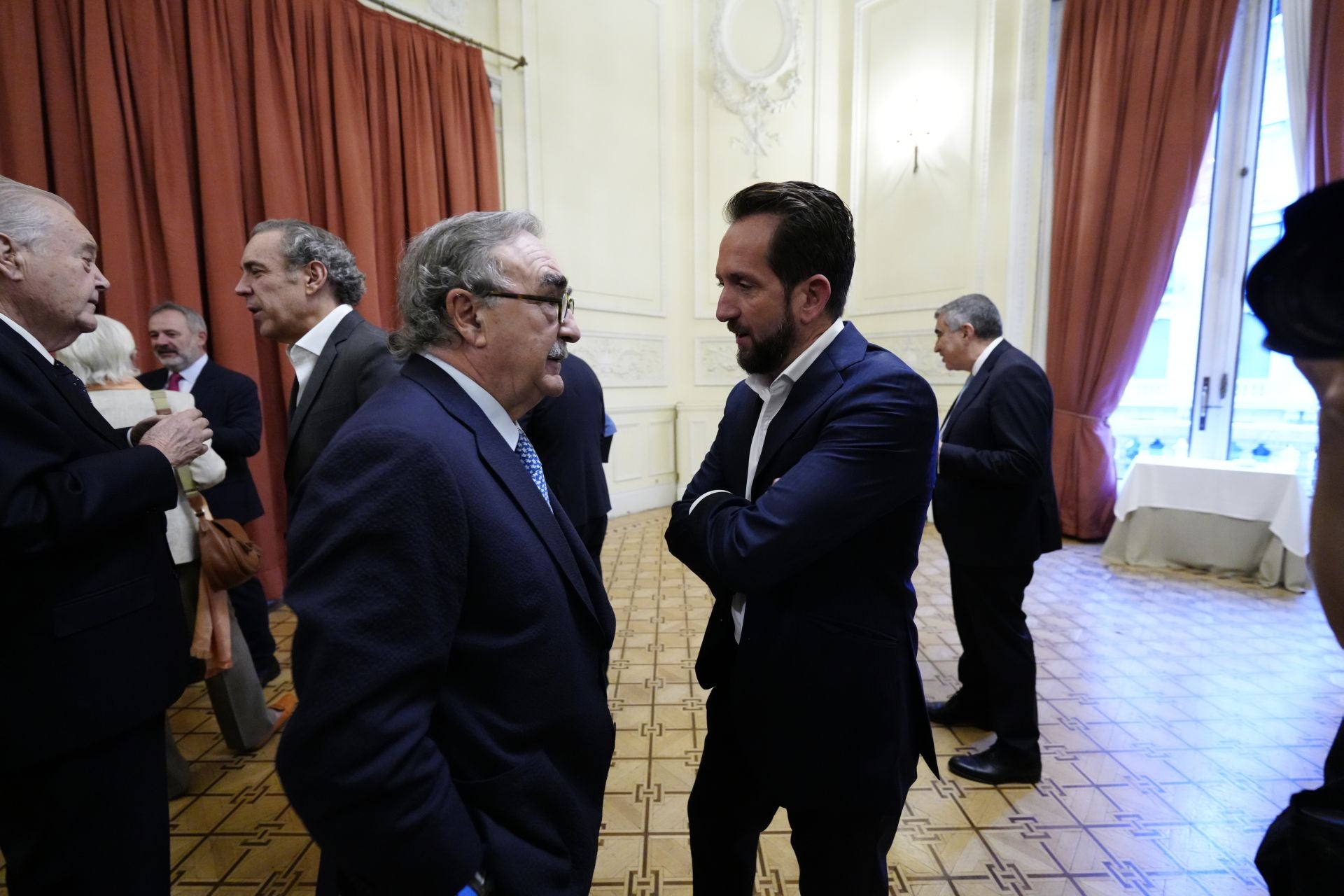 Blas Herrero, presidente de Kiss Capital Group, y Raúl Berdonés, presidente de Grupo Secuoya.