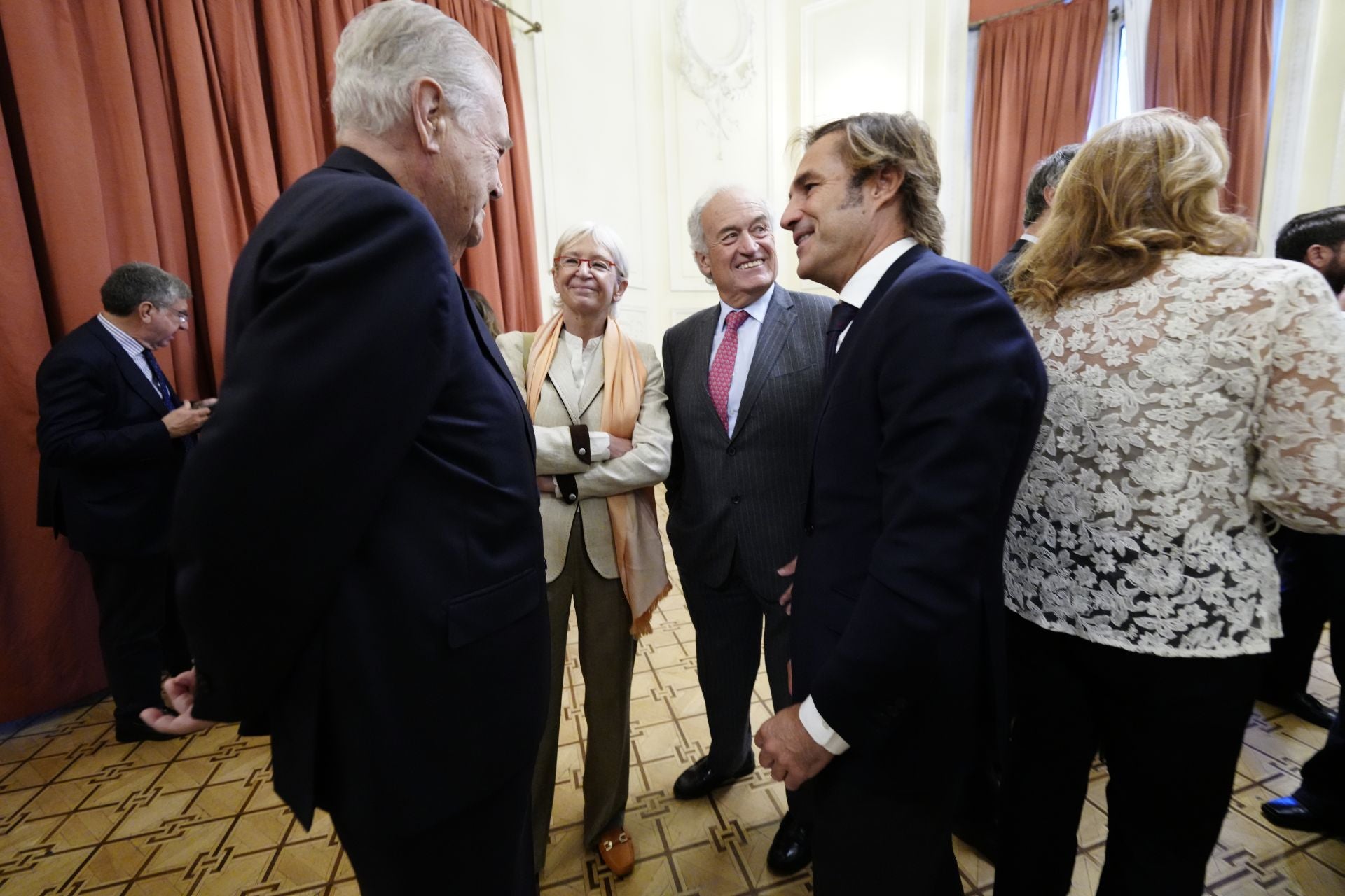 Santiago de Ybarra; Soledad Luca de Tena y Álvaro Ybarra, consejeros de Vocento, y Juan Pedro Díaz Armendáriz, director general Comercial del grupo.