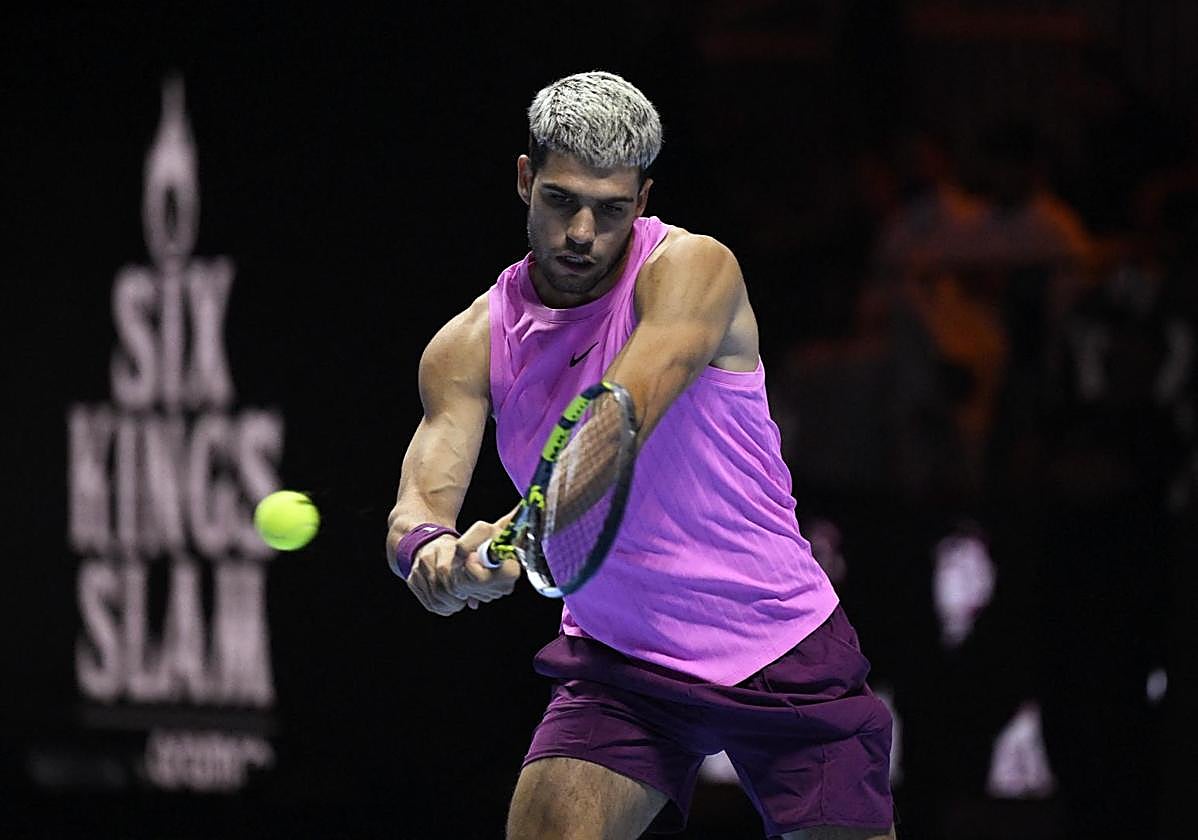 Carlos Alcaraz, durante la exhibición en Arabia Saudí.