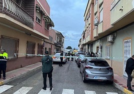 La zona de Librilla donde se centra la investigación, este domingo, acordonada