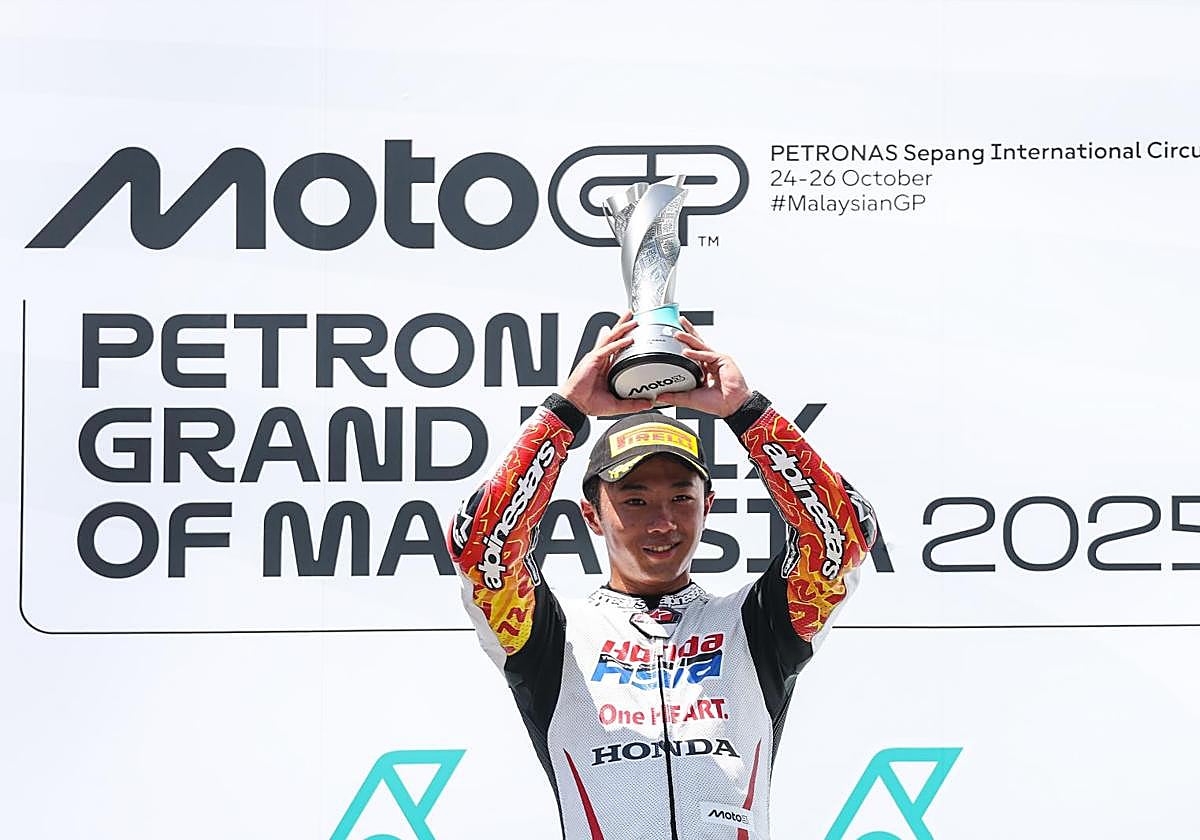 Taiyo Furusato celebra su victoria en Moto3.
