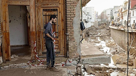 La jueza incorpora a la causa las llamadas de teleasistencia de seis fallecidos en la dana