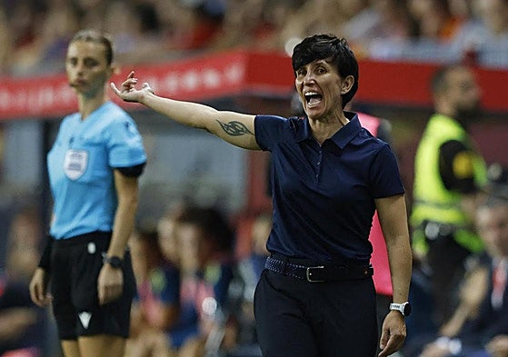 Sonia Bermúdez, durante el duelo ante Suecia en La Rosaleda.