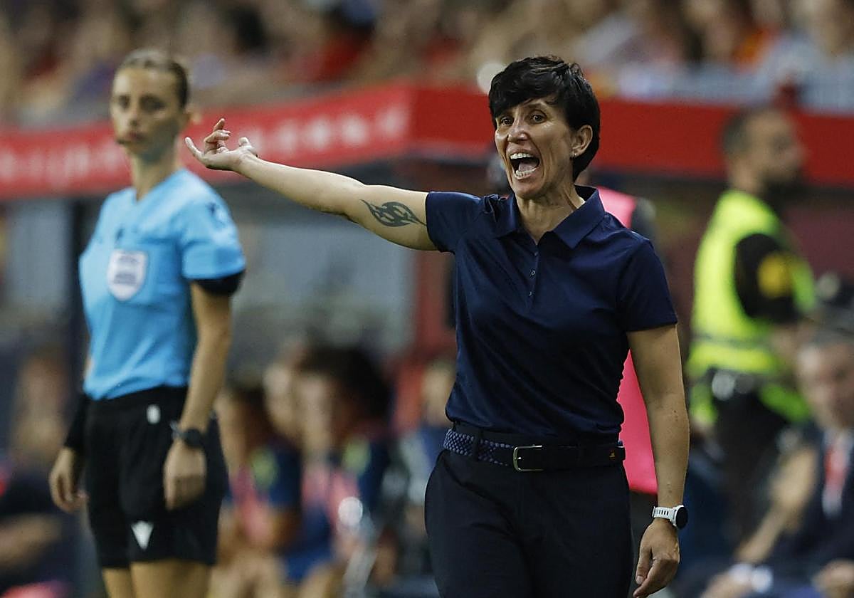Sonia Bermúdez, durante el duelo ante Suecia en La Rosaleda.