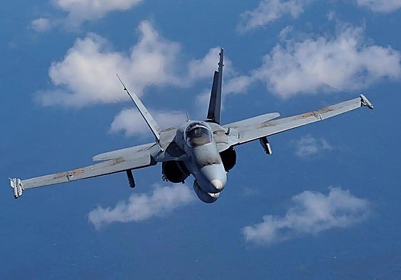 Un caza F-18 del Ejérciro del Aire y del Espacio.