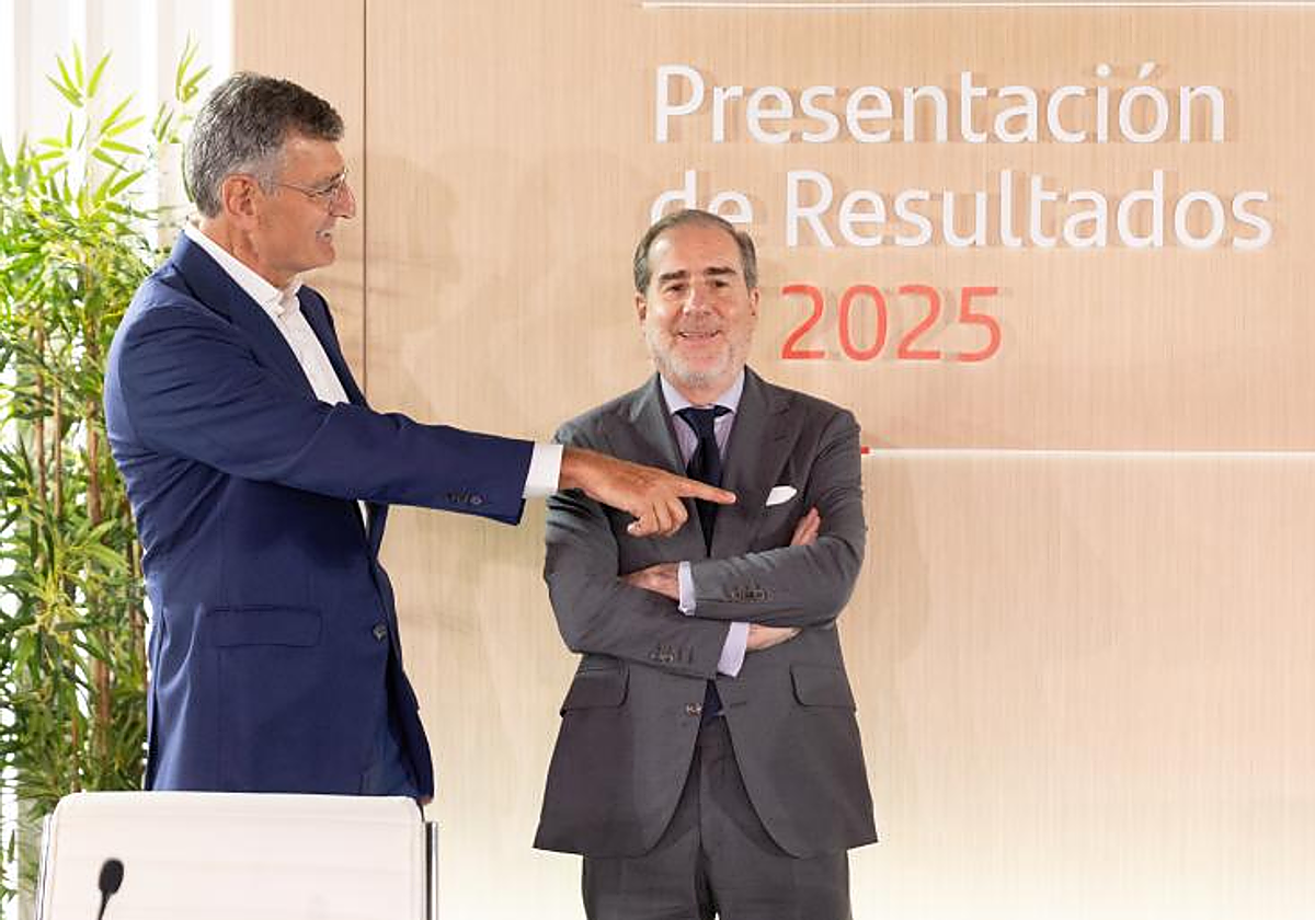 CEO Héctor Grisi and CFO José García Cantera