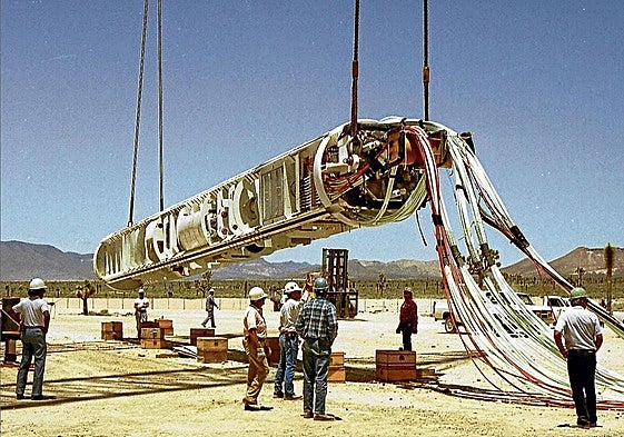 Imagen de la preparación de la última prueba atómica llevada a cabo en Estados Unidos, en 1992.