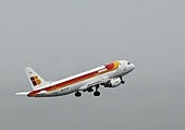 Iberia y otras cinco aerolíneas cancelan sus vuelos comerciales a Venezuela tras las advertencias de EE UU
