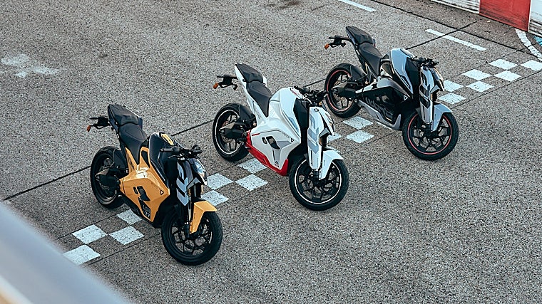 Prueba nueva Ultraviolette F77 Mach 2 y SuperStreet