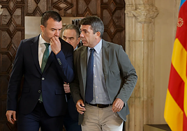 El líder del PP en la provincia de Valencia, VIcent Mompó, junto a Mazón.