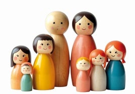 ¿Tengo que dejar herencia a un hijastro? ¿Y pasarle una pensión?