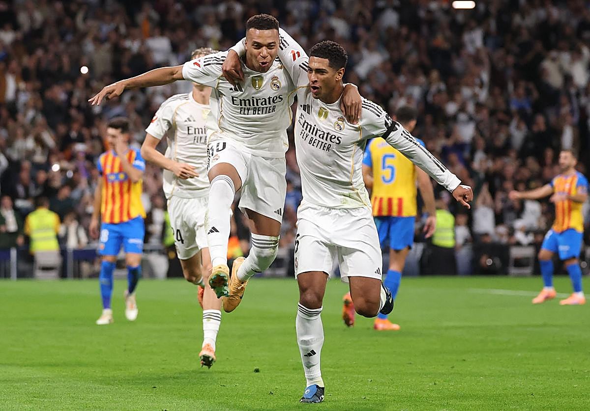 Kylian Mbappé and Jude Bellingham celebrate the Frenchman's first goal against Valencia.