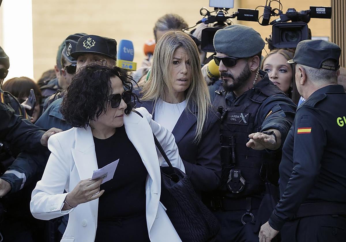 La periodista Maribel Vilaplana llega este lunes al juzgado de Catarroja para testificar por el 29-O.