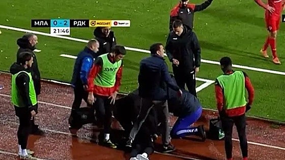 Muere un entrenador en pleno partido en Serbia tras sufrir un infarto
