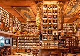 Restaurante The Library.