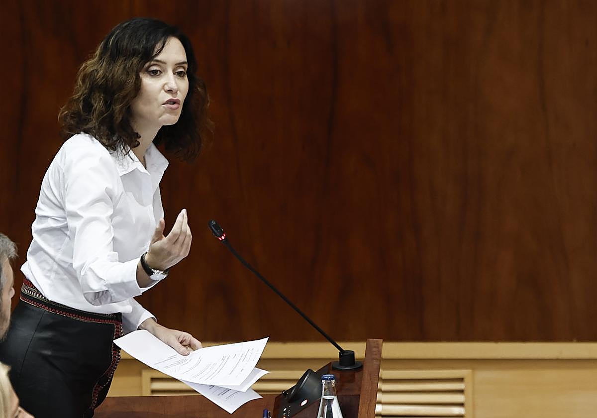 Isabel Díaz Ayuso interviene en la sesión de la Asamblea de Madrid.
