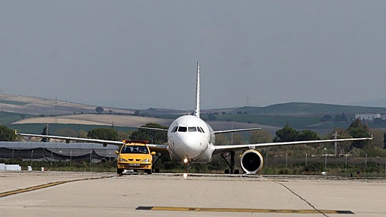 Veintiún aerolíneas cambiarán su publicidad para acabar con el ecopostureo