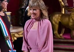 El primer duelo de estilo de Marta Carazo y Rosa Lerchundi, las dos mujeres fuertes en Zarzuela