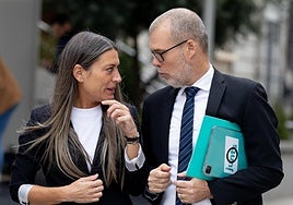 La portavoz de Junts en el Congreso, Miriam Nogueras, y el diputado de Junts Josep Maria Cruset