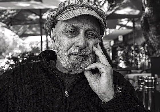 El escritor chileno Sergio Marras.