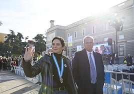Isabel Díaz Ayuso antes de la Misa Mayor de la Virgen de la Almudena.