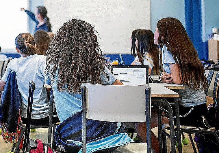 Luz verde a la norma que fija un máximo de 22 alumnos por aula en Primaria y de 25 en ESO