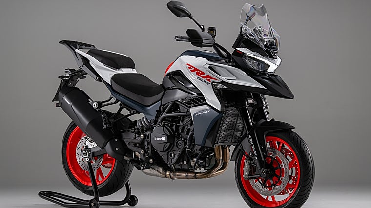 Benelli TRK 902 Stradale